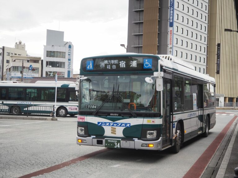 いつまでもあると思うなバス路線